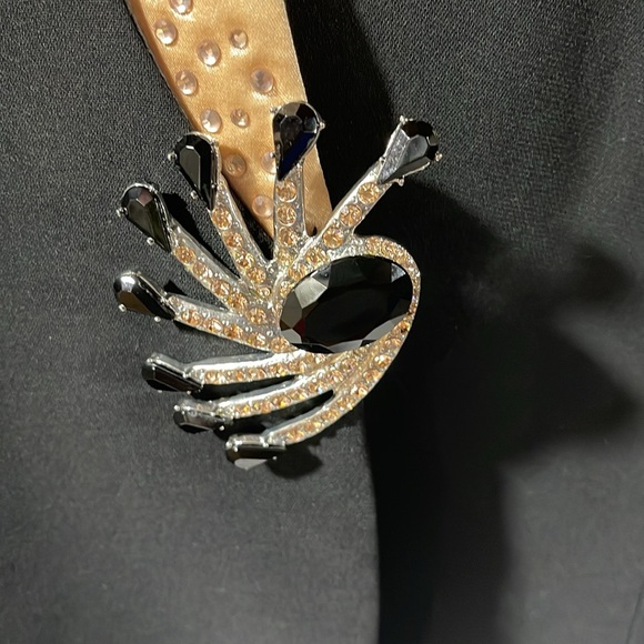 Serafina Rhinestoned Jacket 18 - Picture 3 of 10